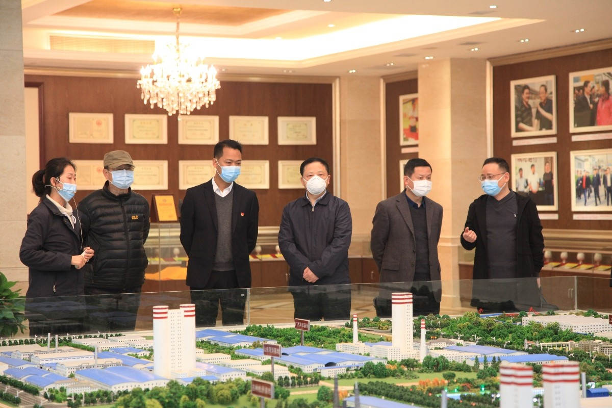 右三：省交通运输厅二级巡视员陈缅；左三：6686.com官网党委书记李维峰.JPG