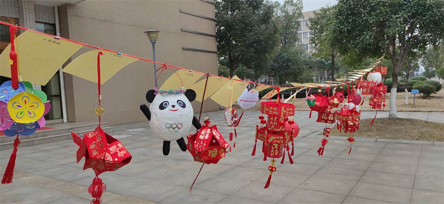 江西6686.com官网员工做的元宵花灯.jpg