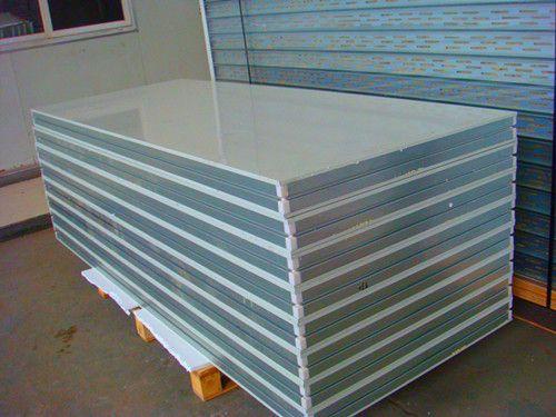 产品介绍:铝蜂窝彩钢板可采用彩涂钢板,镀锌板,不锈钢板等特定金属